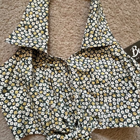 NWT Byer Junior 90’s Daisy Halter Tank Top Medium - Picture 4 of 6